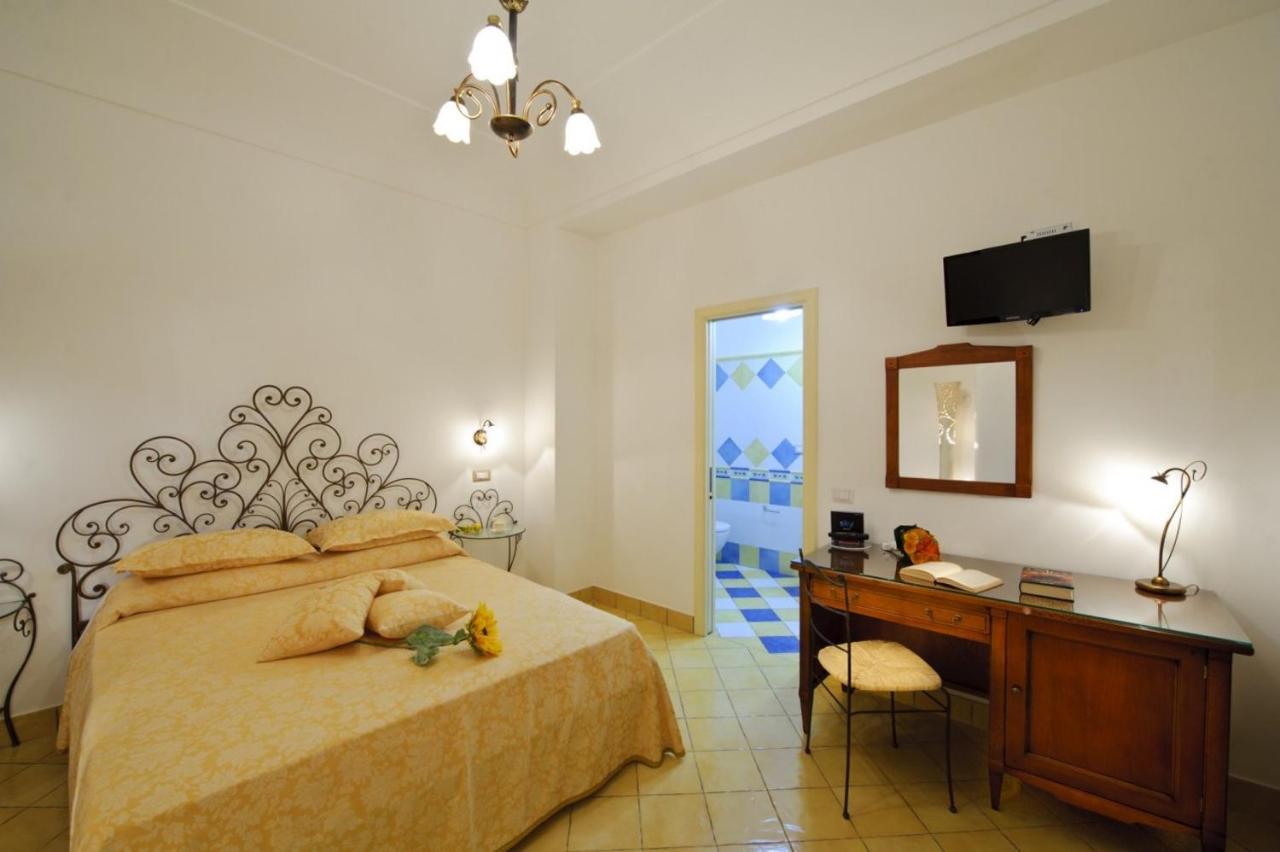 ลา ซอร์เจนเต เดล โซเล Apartment โปซิตาโน ภายนอก รูปภาพ