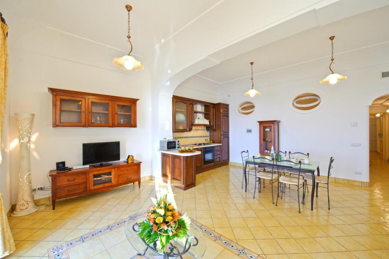 ลา ซอร์เจนเต เดล โซเล Apartment โปซิตาโน ภายนอก รูปภาพ